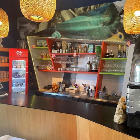 Ibis Styles Collioure Port Vendres Hotell Exteriör bild
