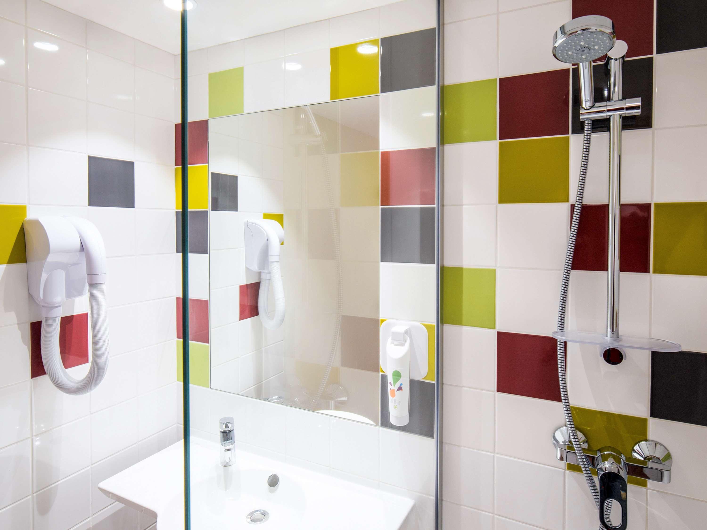Ibis Styles Collioure Port Vendres Hotell Exteriör bild