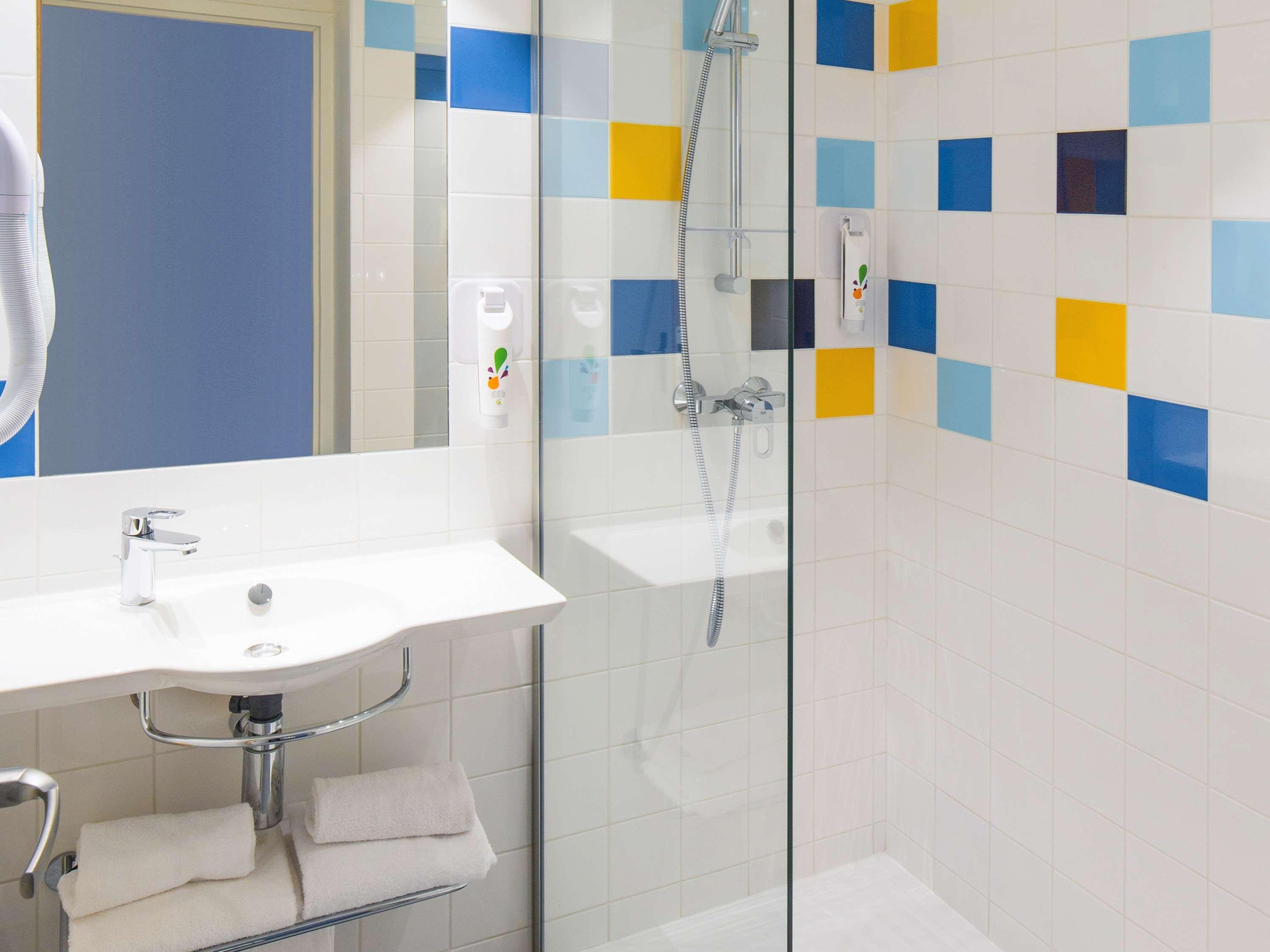 Ibis Styles Collioure Port Vendres Hotell Exteriör bild