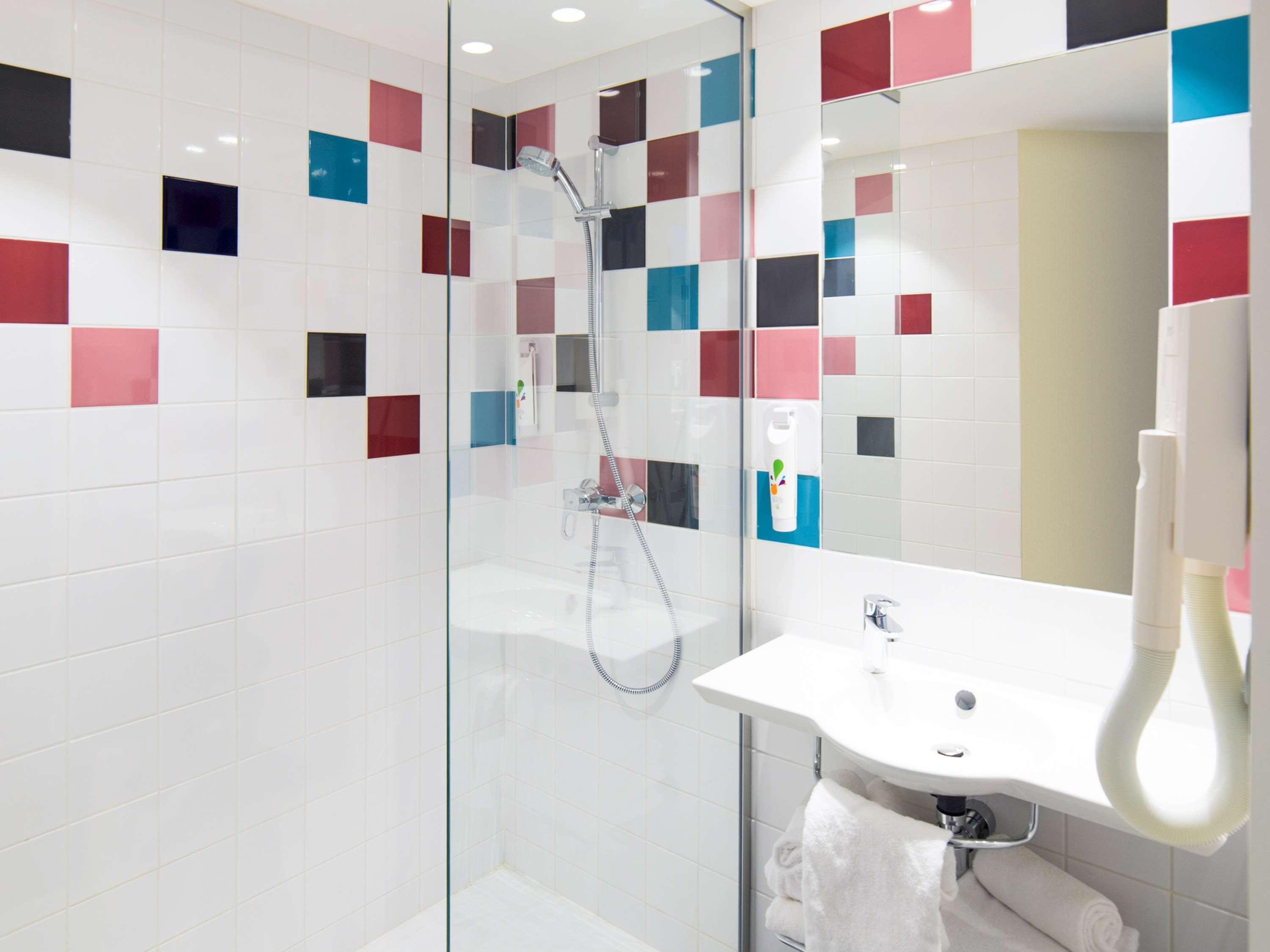 Ibis Styles Collioure Port Vendres Hotell Exteriör bild