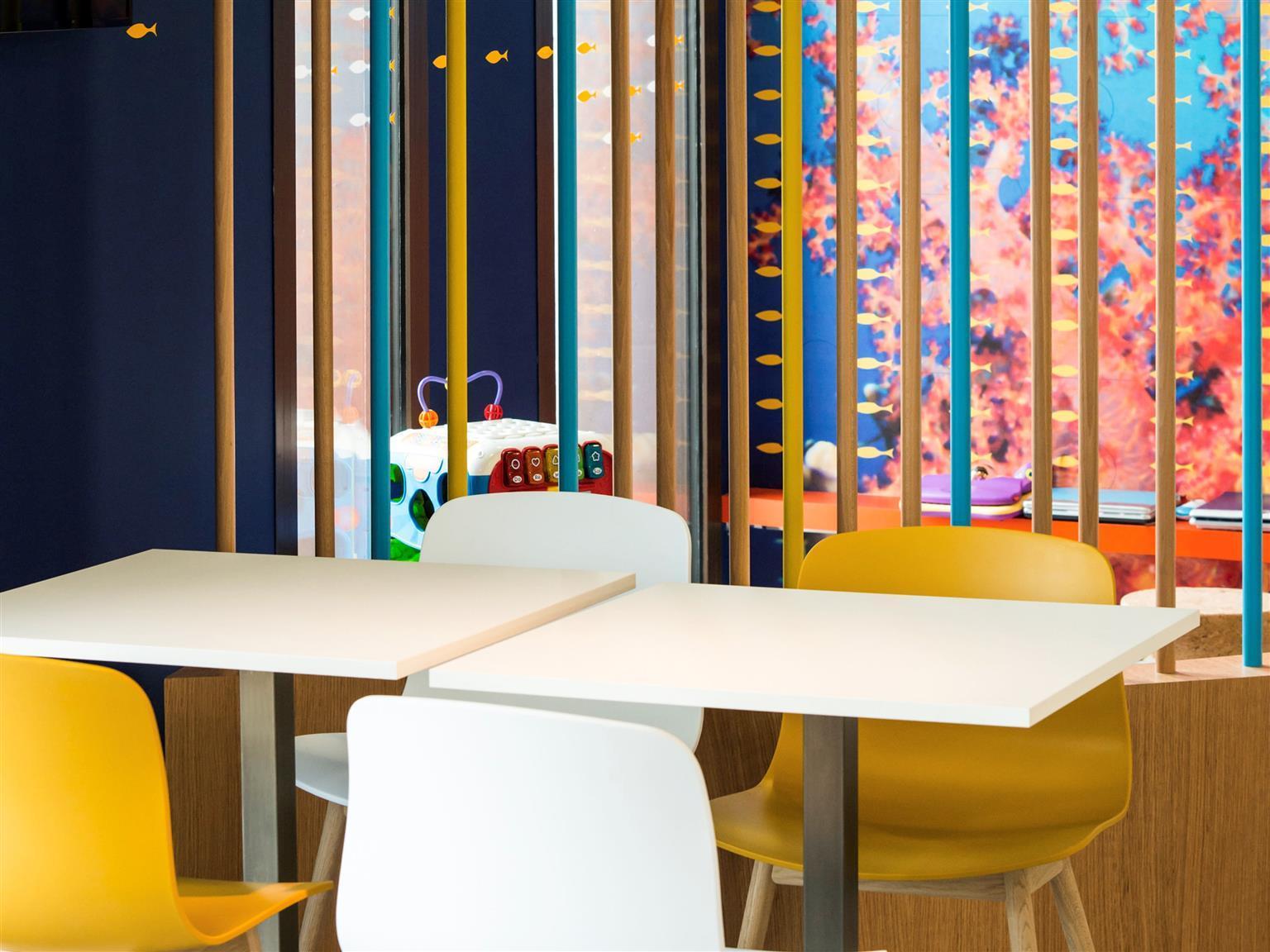 Ibis Styles Collioure Port Vendres Hotell Exteriör bild