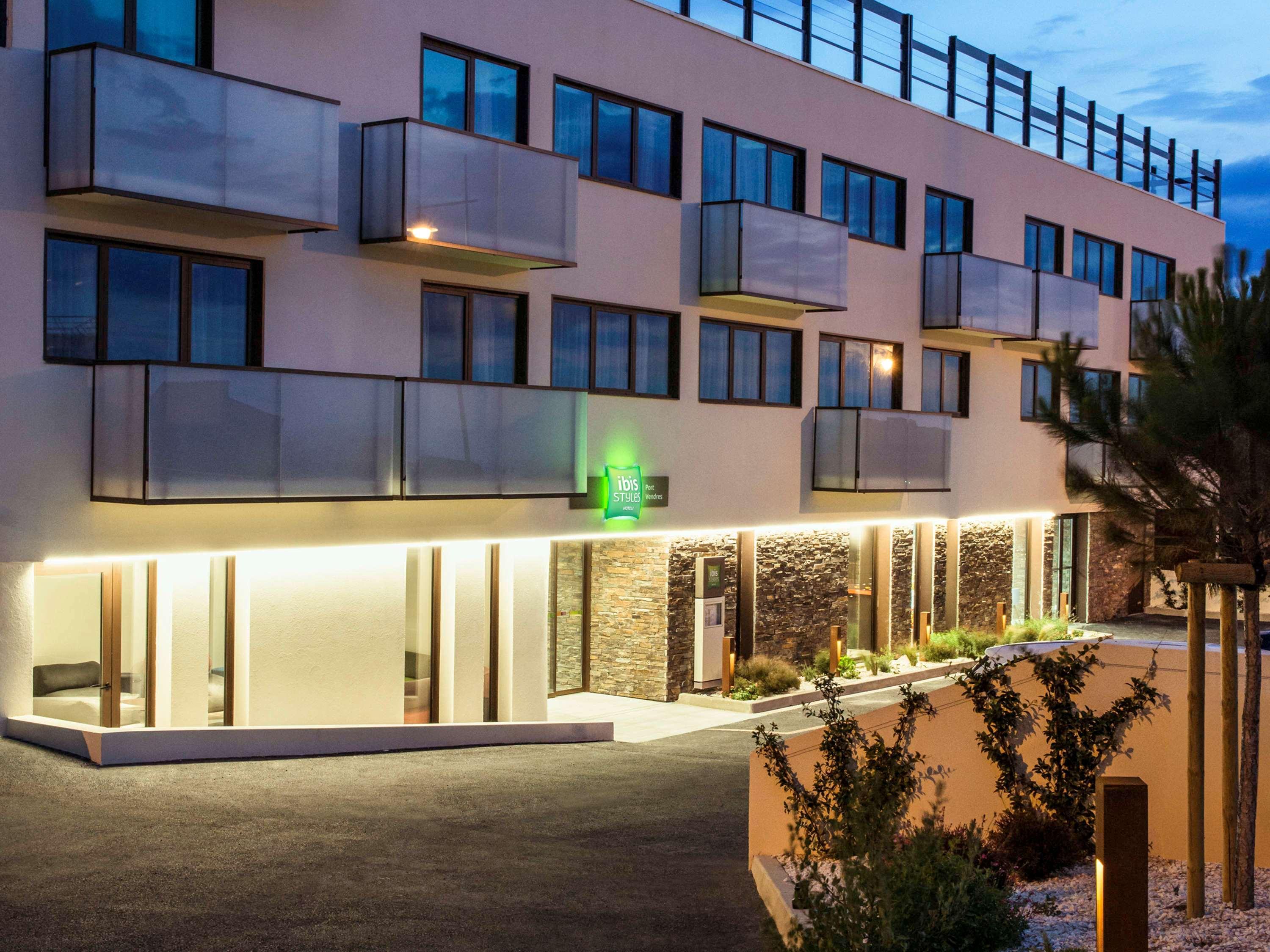 Ibis Styles Collioure Port Vendres Hotell Exteriör bild